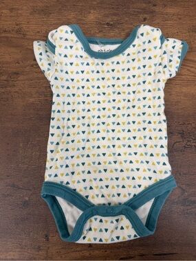 ⭐️5 for $20⭐️Chick Pea Teal-Trim Triangle Print Baby One-Piece 0-3M